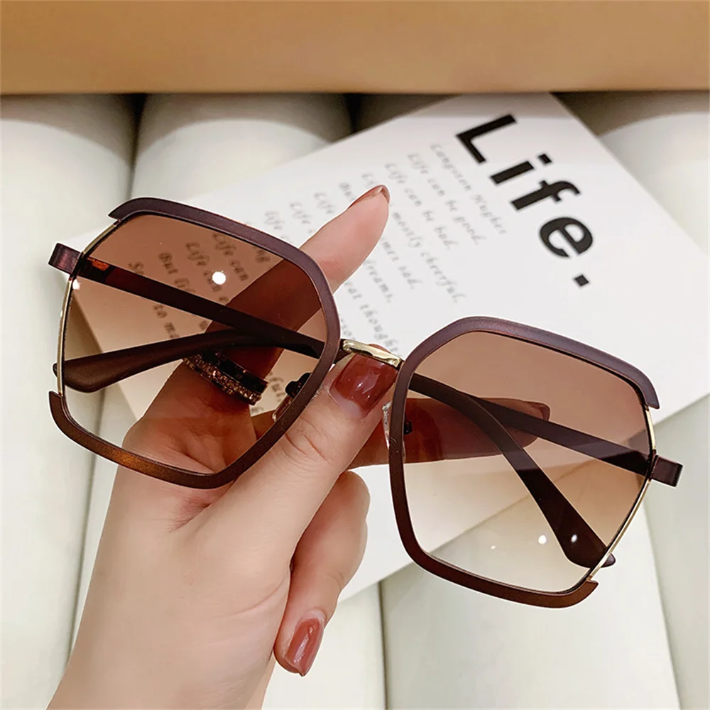 2022 Classic Women'S Sunglasses Trend Retro Metal Half Frame Sun Glasses Street Shooting Outdoor Eyewear Anti-Uv400 Eyeglasses