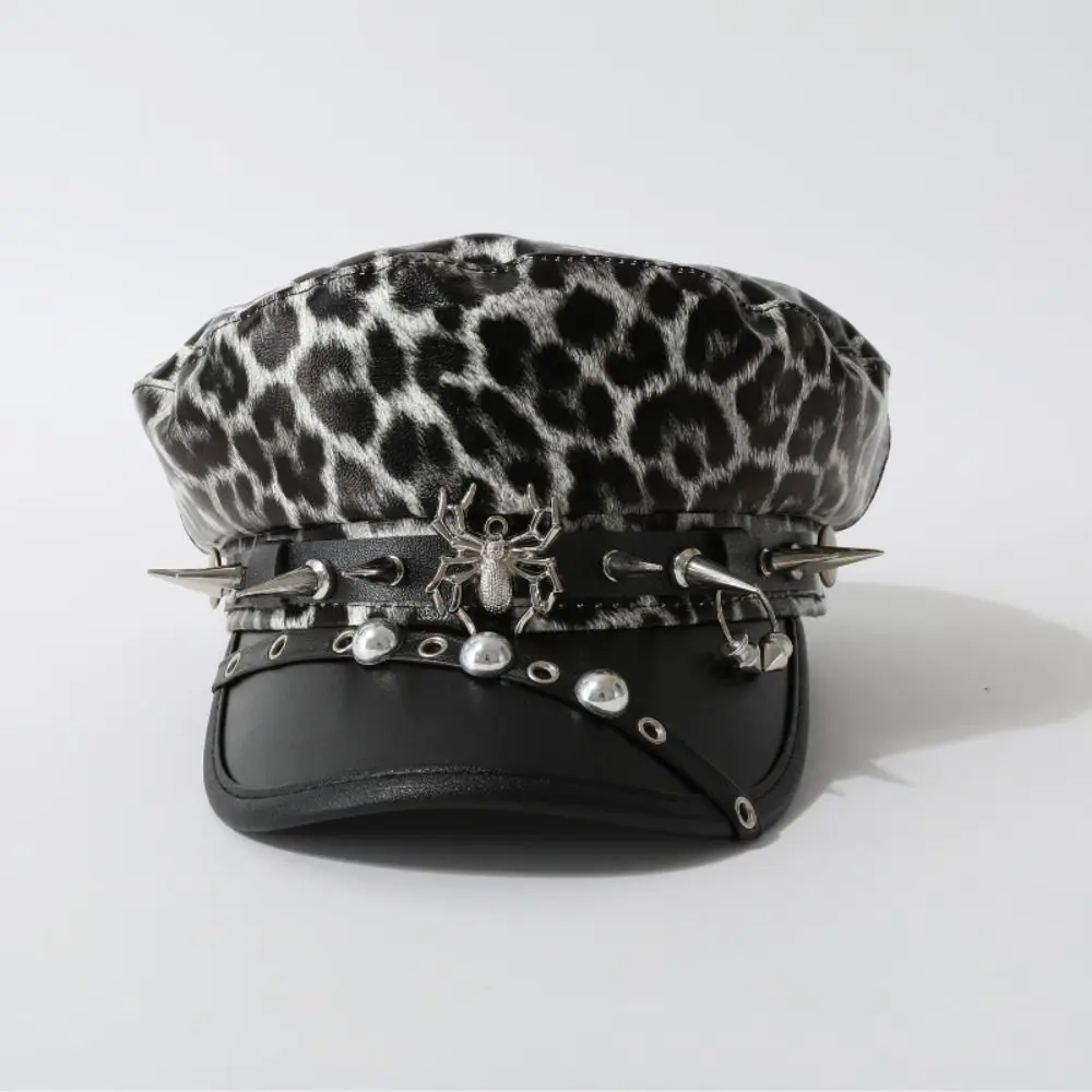 

Vintage Hip-hop Rivet Leopard Hat Harajuku Punk Y2k Beret Hat Pu Leather Personalized Flat Top Cap for Women