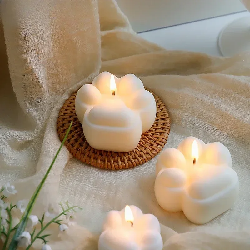 Vela de aromaterapia com garra de gato