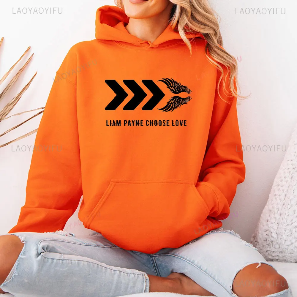 Liam Payne Choose Love Unisex Sweatshirt Liam Payne Tribute Hoodies Fan Rip Women Sweatshirt in Memory of Liam Payne Pullovers