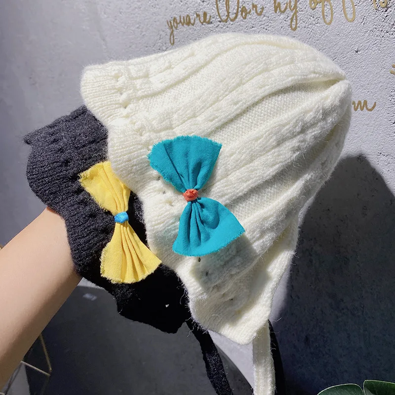 Autumn and Winter Warm Baby Hat Children Witch Cloak Hat Bow Tie Knitted Wool Beanie Ear Protector Hat Children's Lei Feng Hat