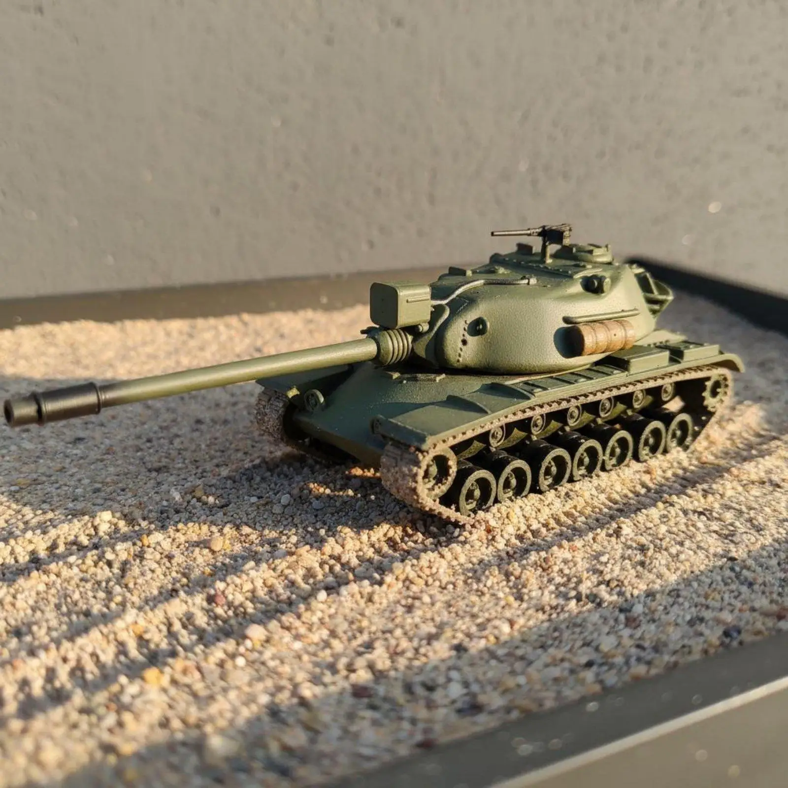 Tank Figurine 1/144 Scale Heavy Tank Replica Finished Model for Small World War Tanks Collectors