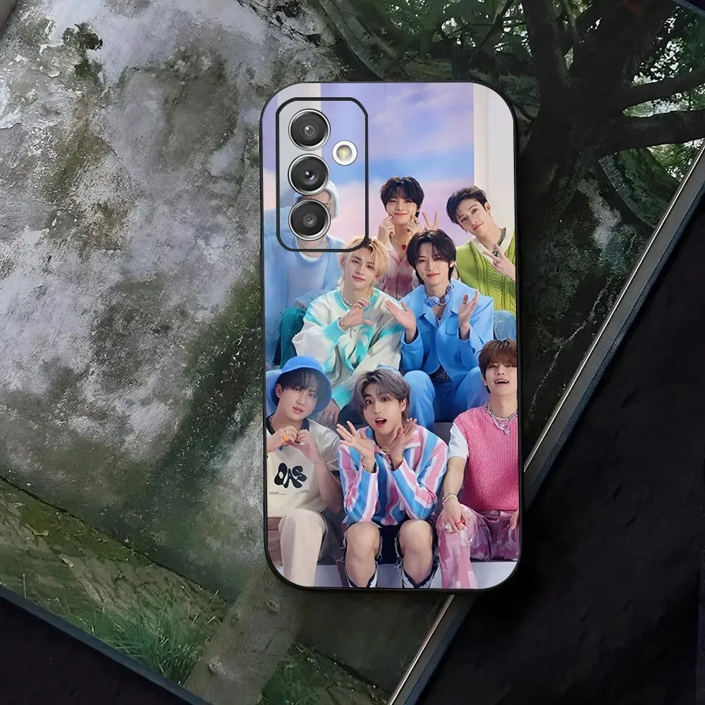 Kpop S-Stray K-custodia per telefono per bambini per Samsung Galaxy A13,A21s,A22,A31,A32,A52,A53,A71,A80,A91 Cover nera