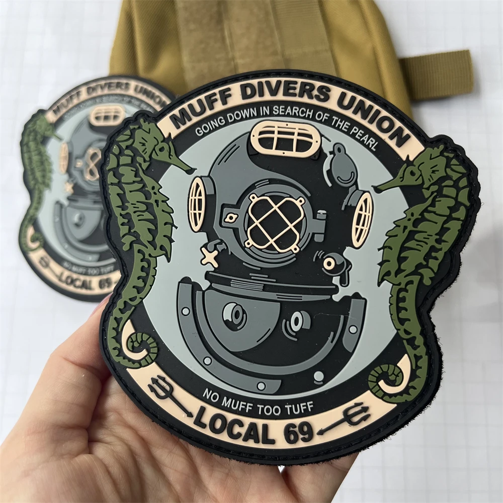 

Muff Diver's Union NO MUFF TOO TUFF Tactical Patches PVC Morale Badge Outdoor Backpack Hook and Loop Sticker