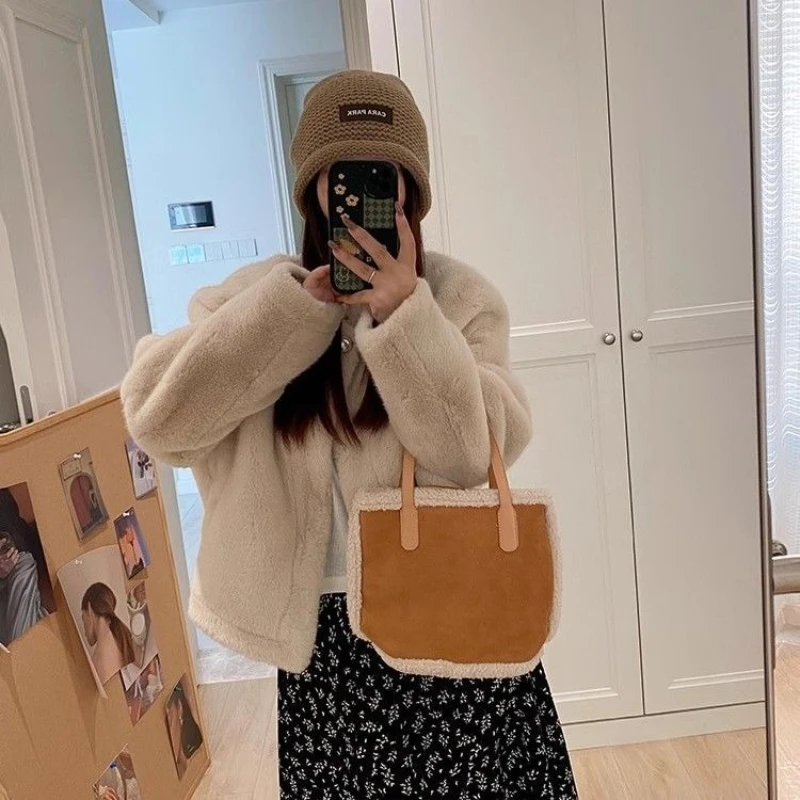 

White Faux Fur Jacket Single Button Pearl Short O-neck Furry Jacket Fluffy Warm Thick Luxury Casual Faux Mink Collar Plush Coats