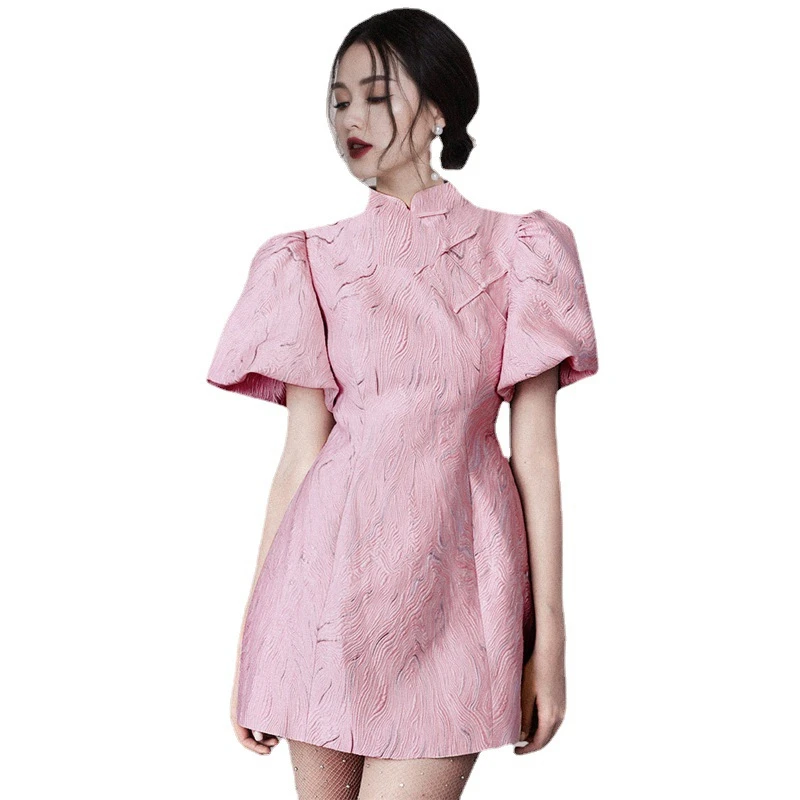 الرجعية الصينية Sle فقاعة Sve تشيباو الدكتور فتاة شابة تصميم الوردي Ele تعديل التقليدية ort Sve Dr