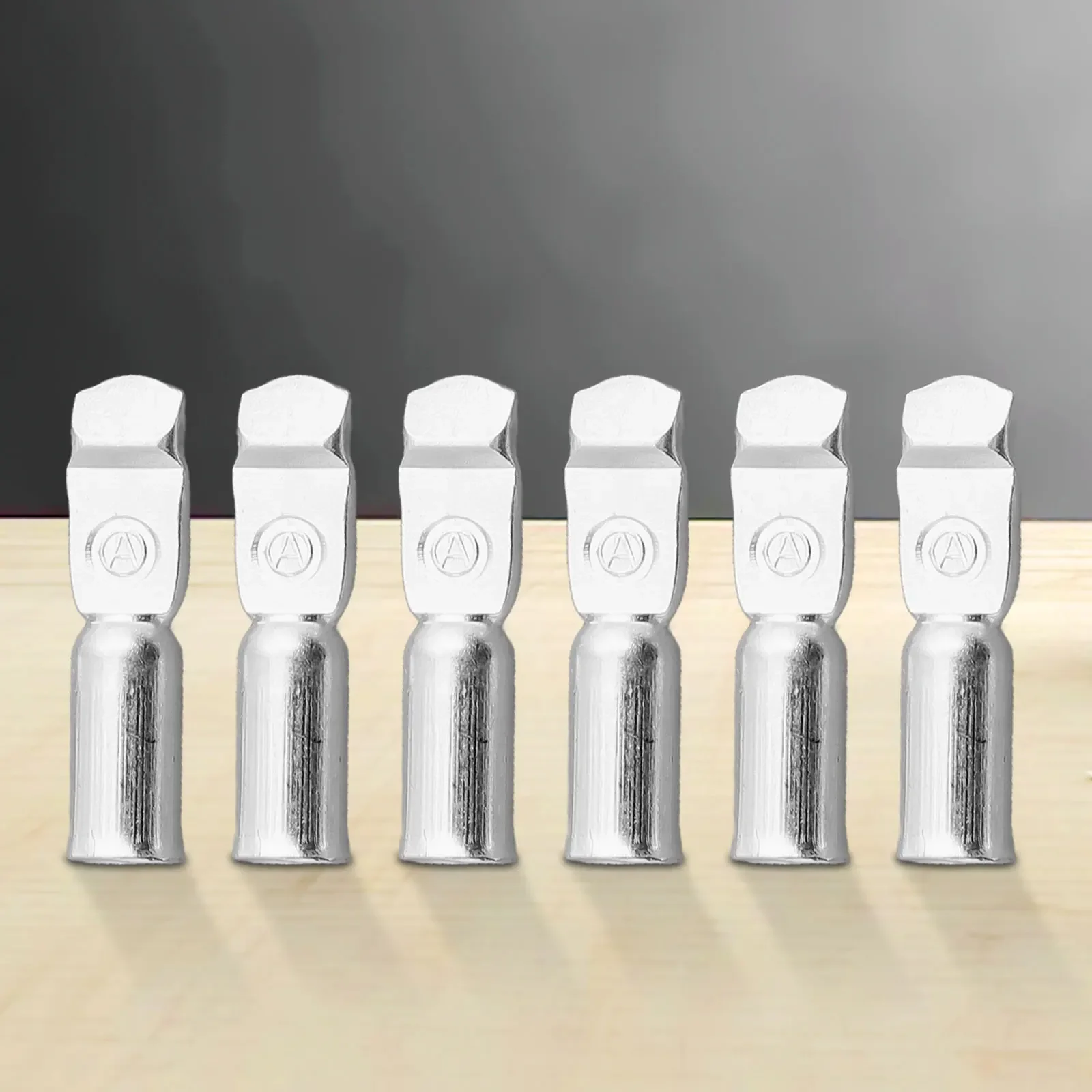 6-Pack For 50A And 120A Ring Terminal Lugs For High-Current Battery And Inverter Connections In Mobile Power Units
