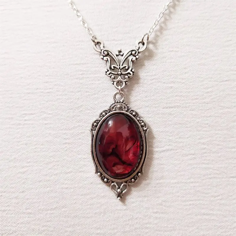 Gothic Blood Red Quartz Charm Necklace Oval Pendant Necklace For Women Halloween Vampire Embossed Witch Jewelry Vintage Chokers