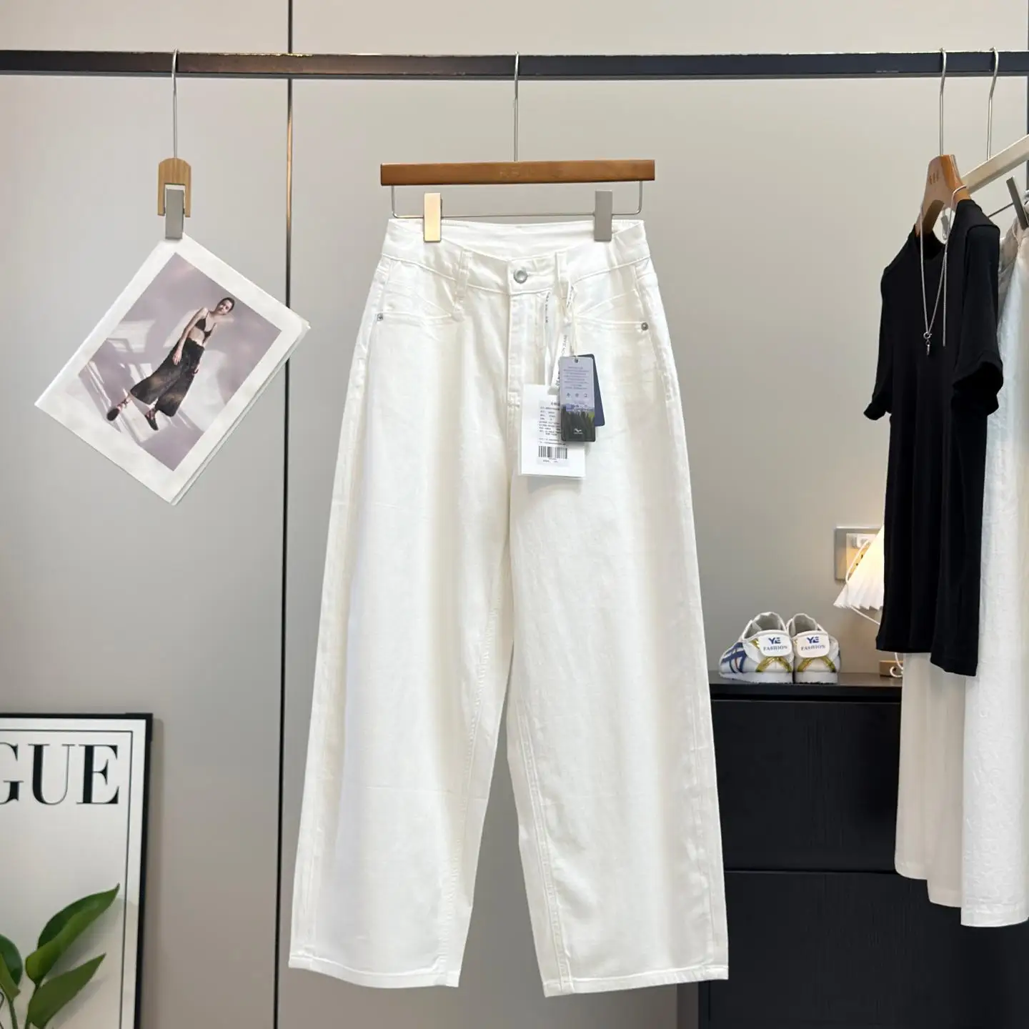 

High Waist Wide Leg Loose Fit Straight Cut Summer Thin Cotton Lyocell Drapey Grandmother Jeans Simple Design Ladies Denim