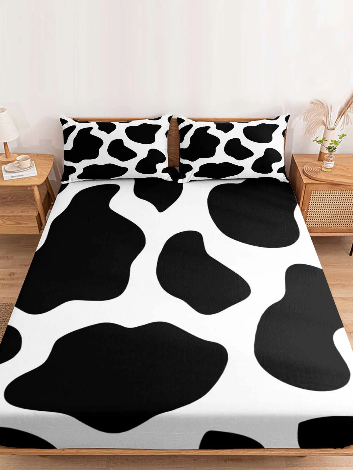 Cow Pattern Black And White Love Spot Cartoon Bed Mattress Fitted sheet Elastic Rubber Band Non-slip Bed Sheet Pillowcase Set