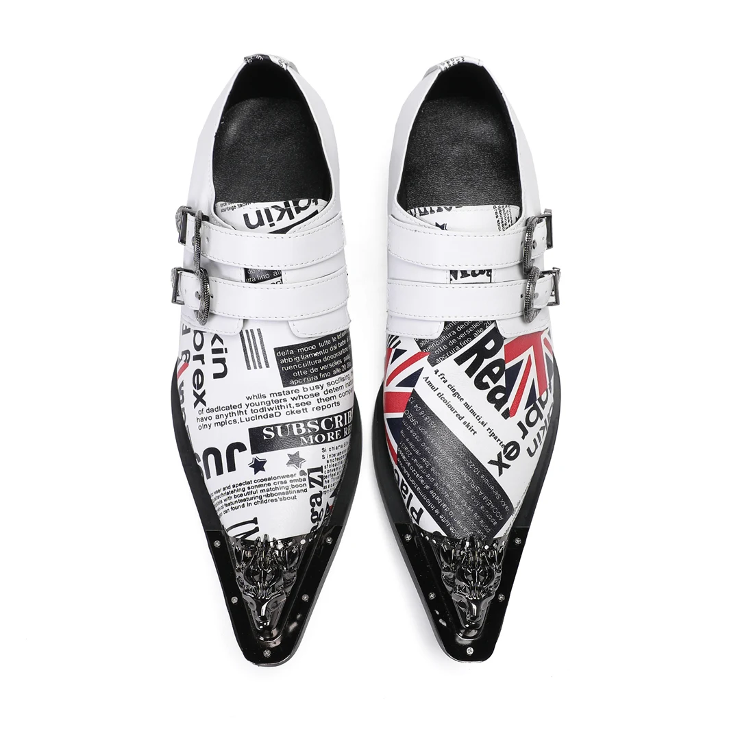 أحذية رجالية ذات قصة منخفضة، أحذية جلدية مدببة عصرية، أحذية بمقدمة معدنية، إبزيم عصري مع علم بريطاني أبيض