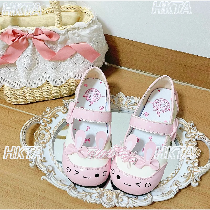 

Оригинальные туфли с милым мультяшным кроликом, милые домашние туфли на плоской подошве, женские повседневные кожаные туфли в стиле Лолиты с милыми кроличьими ушками для девочек