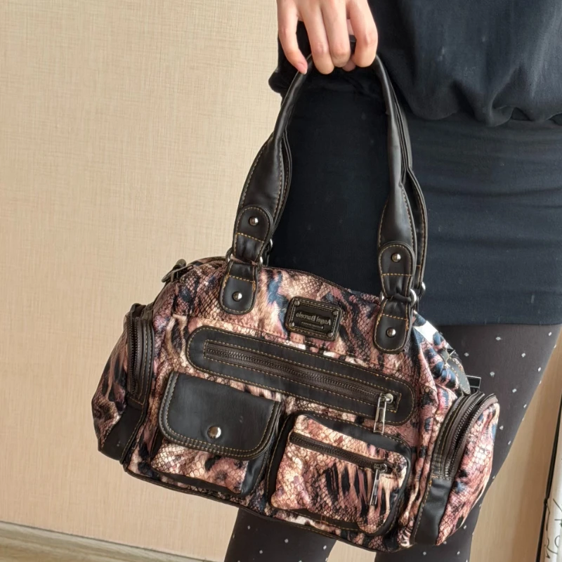 

Женская модная уличная сумка-тоут в стиле Y2K для модниц, винтажная, большая вместимость, с множеством карманов, в стиле панк, на плечо, сумки и клатчи