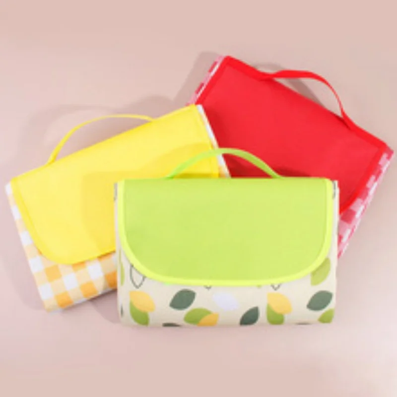 

Outdoor picnic mat, camping mat, waterproof and moisture-proof lawn and beach mat, portable outdoor travel mat
