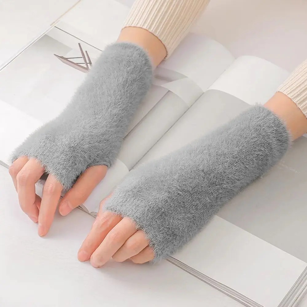 1 Pair Women Mink Fleece Half Finger Gloves Winter Warm Plush Gloves Elasticity Imitation Mink Fur Knitted Fingerless Gloves