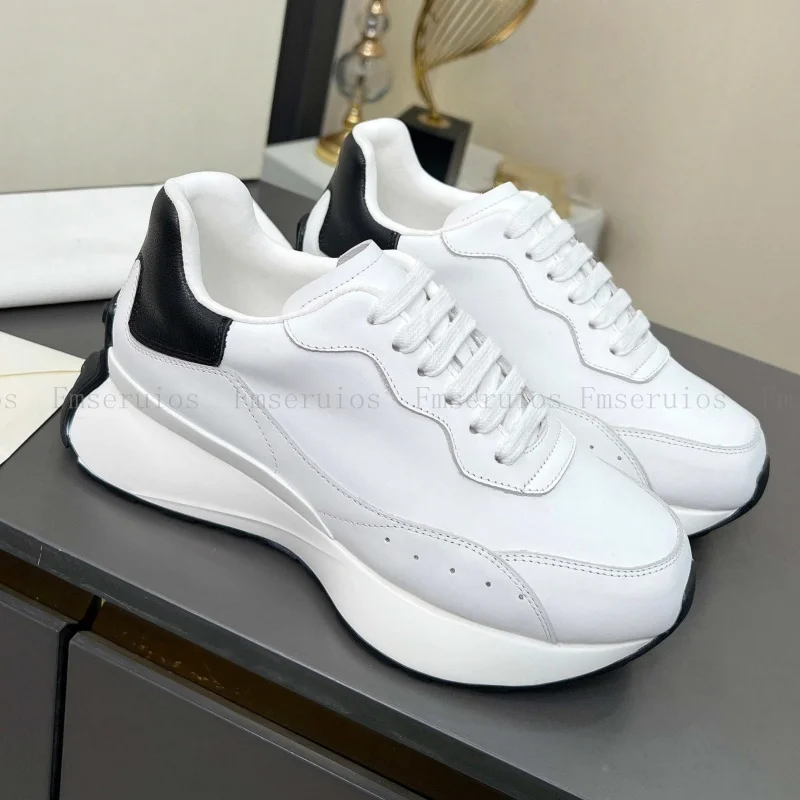 

New Casual Shoes Women Men Sneakers Round Toe Thick Sole Sports Shoes Lace Up Neutral Comfortable Loafers Sports Sneakers