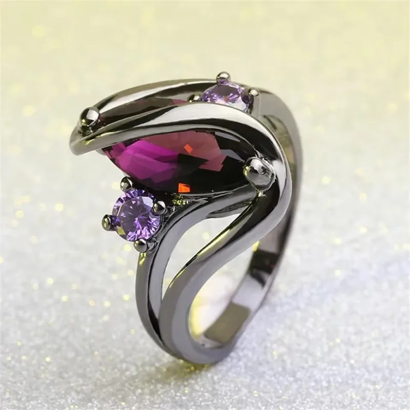 

Jianjie Light Luxury Women's Inlaid Rhombus Transparent Zircon Rings Gothic Style Party Gun Black Ring Jewelry Trend
