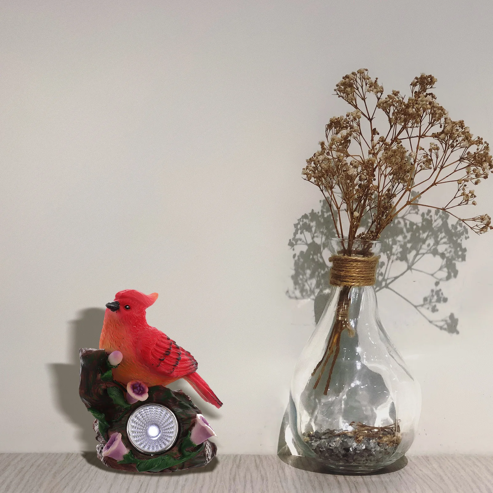 

Solar Powered Bird Garden Light Resin Night Lamp Outdoor Yard Lantern Decoration for Patio Lawn Pathway Bird Light Decoration