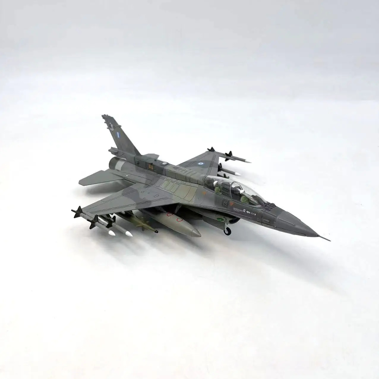 1/72 Scale Alloy F-16D Fighter Jet Desktop Display Model, Greece Air Force Aircraft Static Simulation Collectible