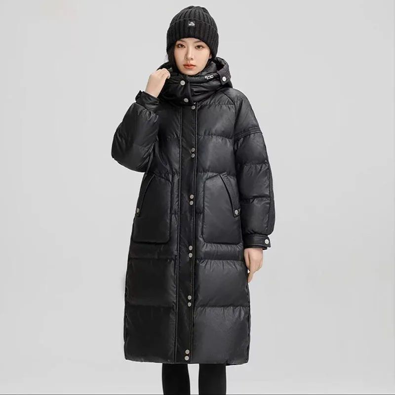 

Зима 2025 года, женский пуховик длиной до колена, новый контрастный цвет, повседневный модный толстый теплый пуховик с капюшоном, женский