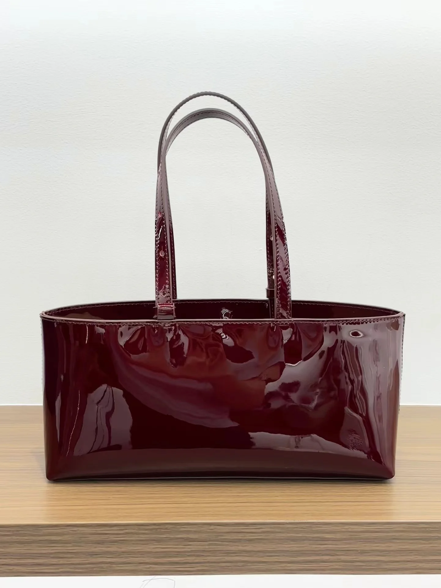 FIRMRANCH Simple Horizontal Square Design Luxurious Bright Patent Cowhide Leather Wine Red Women\'s Handbag Shoulder Underarm Bag