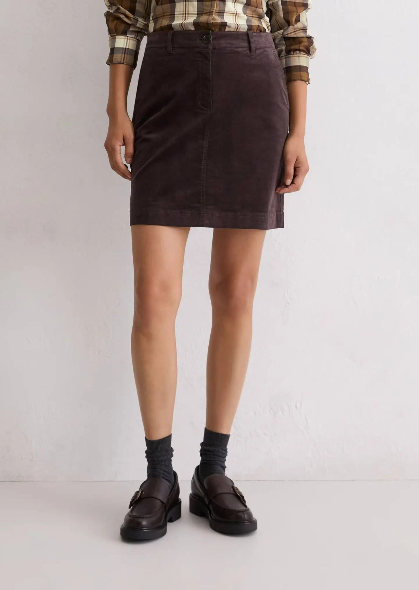 

Slimming Effect Velvet Short Skirt Half-length Casual Cotton High Quality Women's Fashion Spring Season Chinese Production