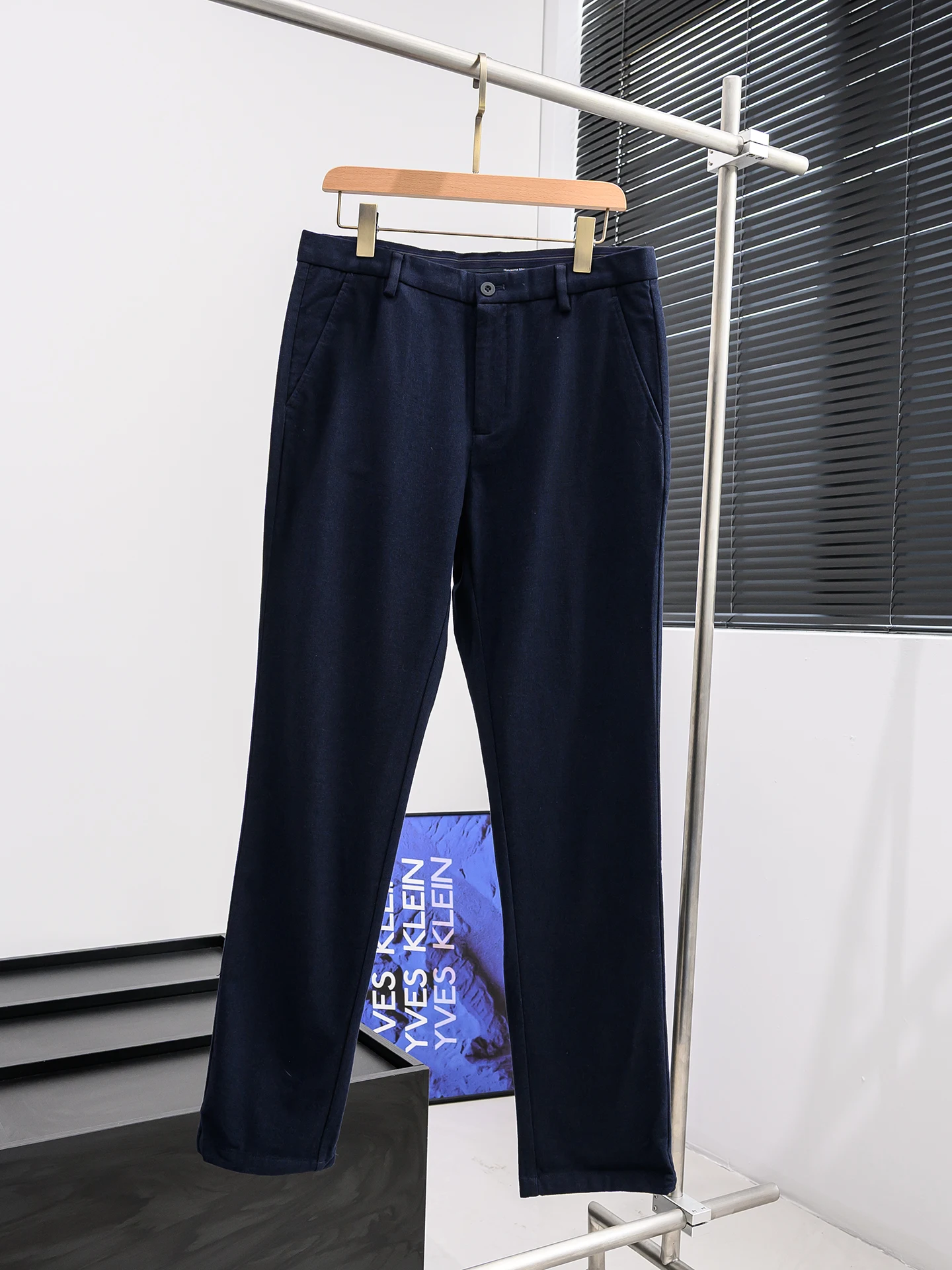 

Men's Casual Straight Leg Pants Wool Blend Anti-Wrinkle Elegant Business Trousers Spring Season Comfortable Straight Cut Pants
