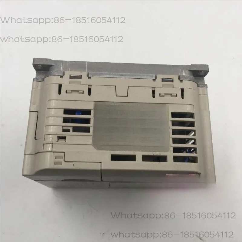 New frequency converter CIMR-JB4A0001BAA YASKAWA