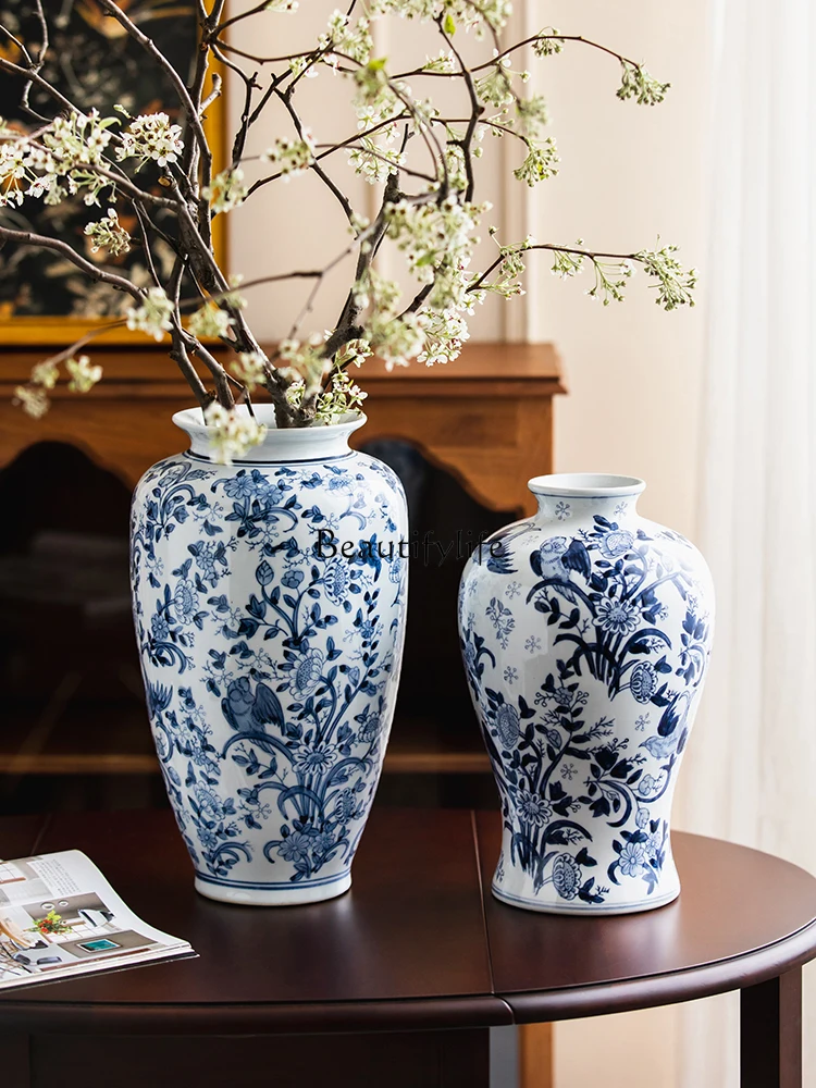 Blue and White Porcelain Vase Underglaze Hand Painted 1300 ℃ High Temperature Ceramic Decoration New Chinese Style