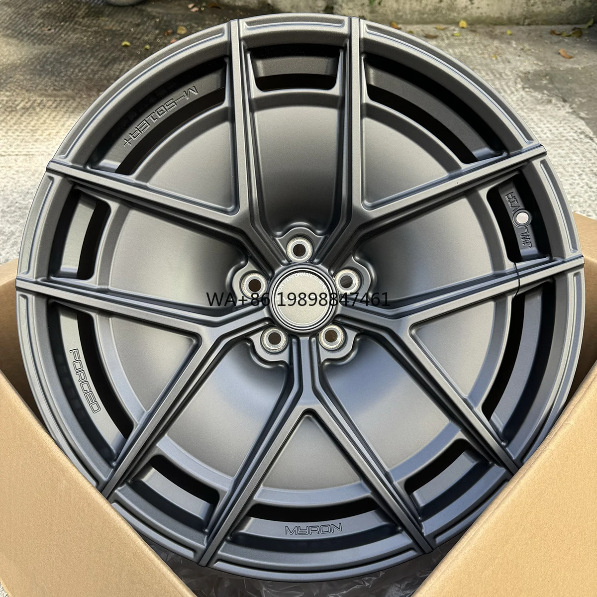 

Wholesale Custom Forged Wheel Hub 20-26 Inches Bright White Coated Aluminum Alloy 35mm 30mm 15mm ET 40mm 25mm PCD New Condition