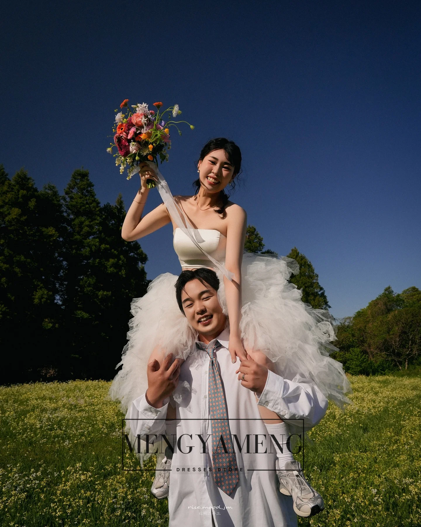 ZHUISHU 2 piezas vestidos de novia coreanos sesión de fotos al aire libre personalizado una línea sin tirantes elegante vestido de novia escalonado esponjoso