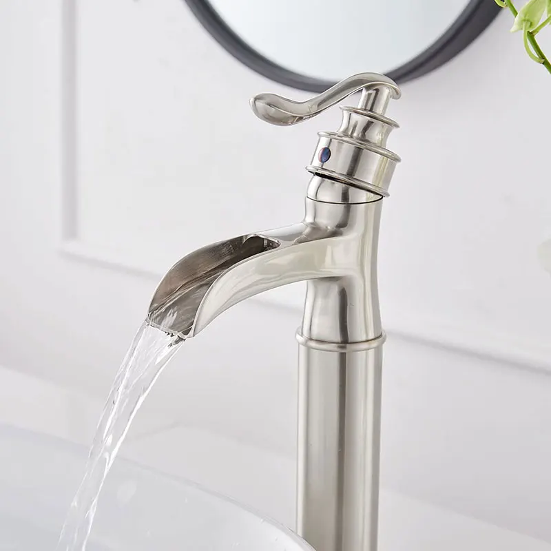 3 fori cromo/nero opaco cascata monocomando singolo tubo ad arco basso bagno miscelatore acqua calda e fredda rubinetti lavello