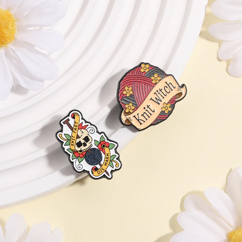 Vintage Punk Skull Knit Fast Die Warm Enamel Pins Knitting Witch Colorful Yarn Ball With Flowers Brooch Lapel Badge Jewelry Gift