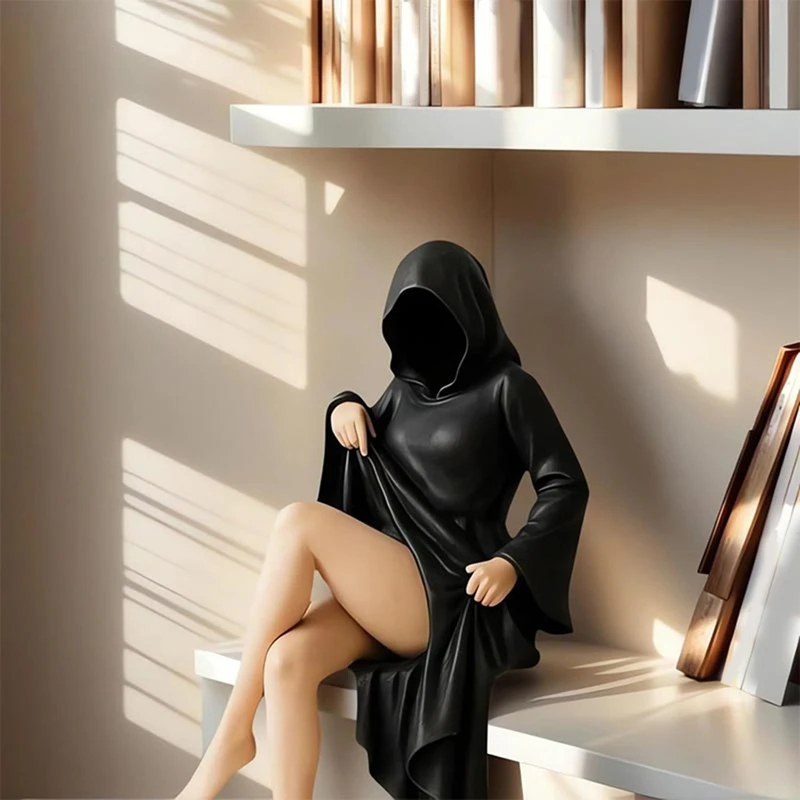 Mysterious Gothic Statue,Black Robe Figure Sculpture for Home Garden Decor,Small Elegant Gothic Halloween Statues 8cm