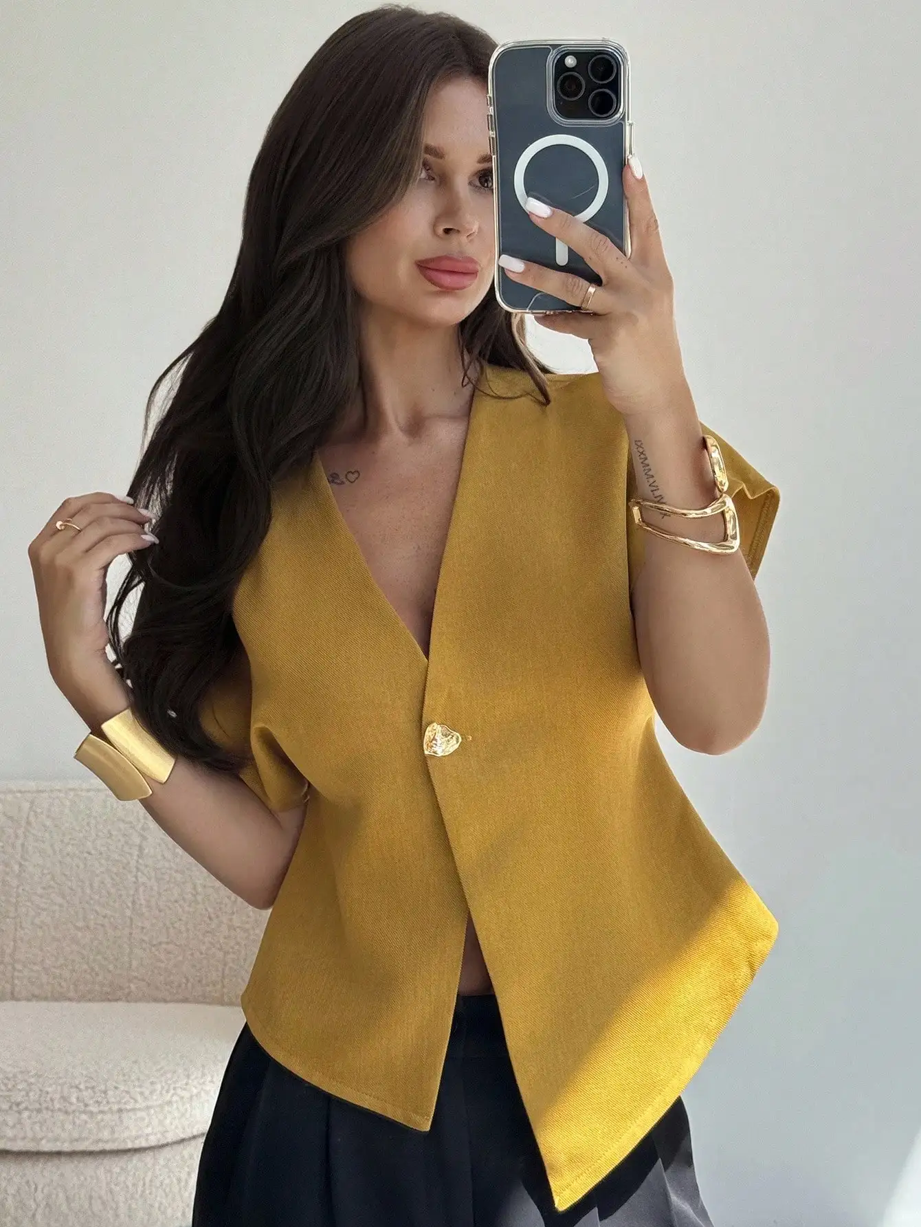 

Women's Mustard Yellow Batwing Sleeve Asymmetric Hem V-Neck Single-Breasted Jacket for Fall/Winter Commute