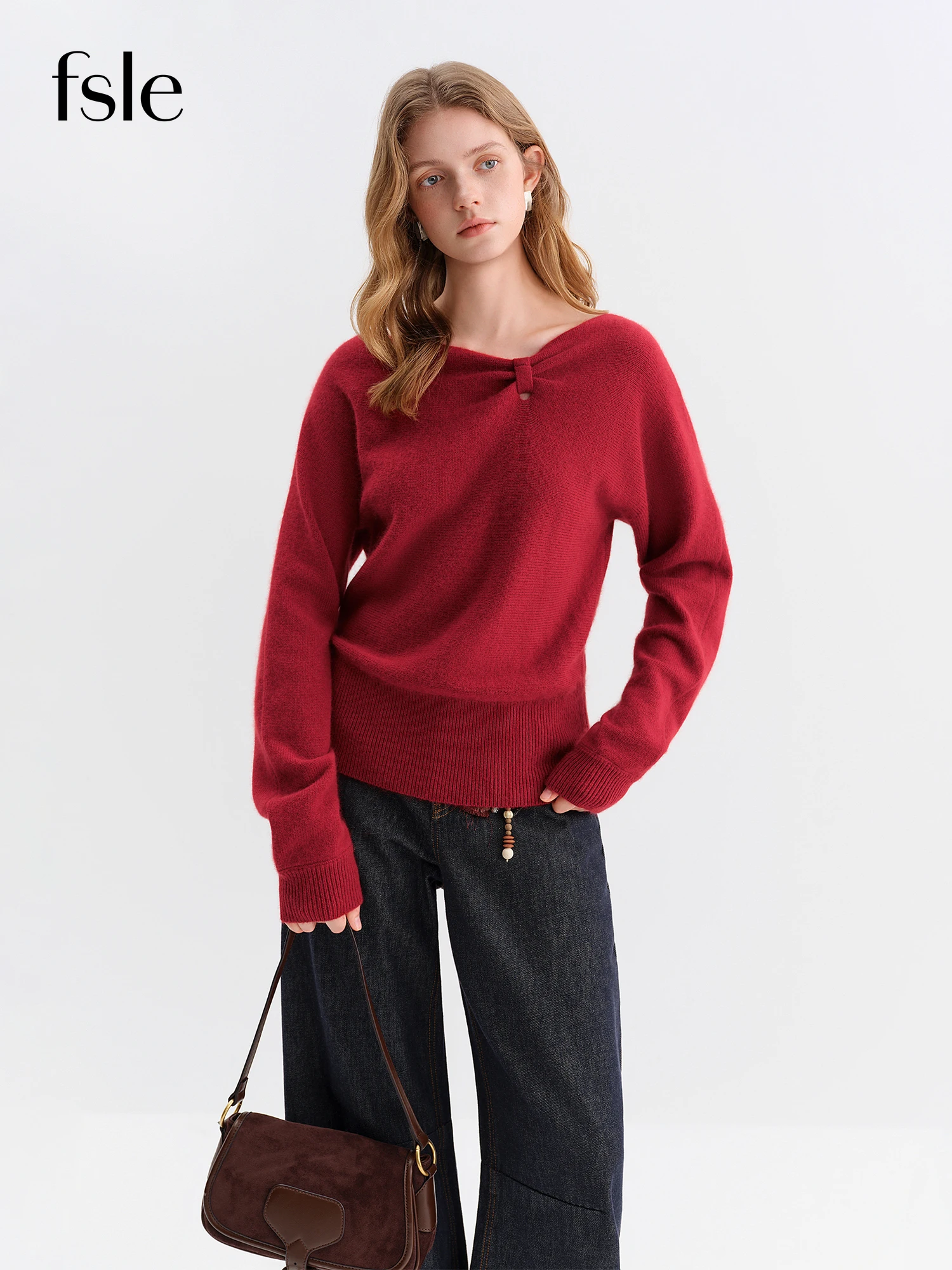 

FSLE Soft Butterfly Pleated Close-Fitting Crew Neck Knit Sweater for Women Winter 2025 New Arrival Red Sweaters Sweet Pullovers