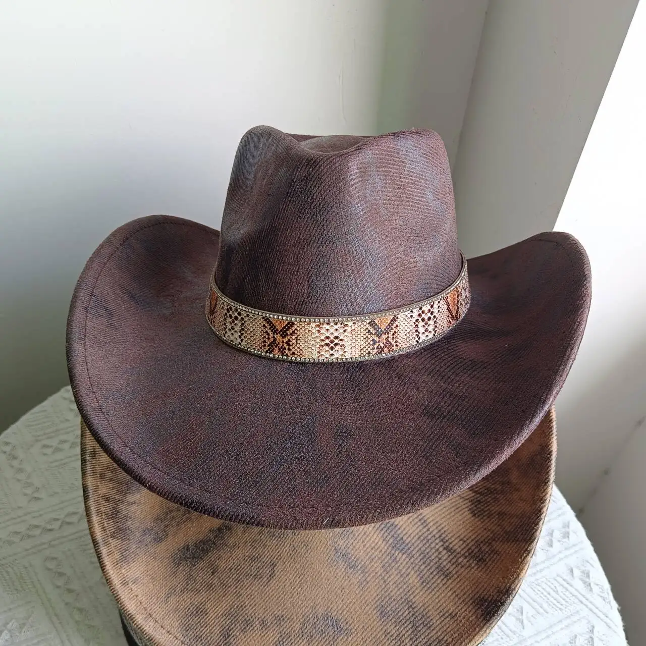 PU material western cowboy hat with curled brim jazz hat with diamond strip accessories for men and women classic western cowboy