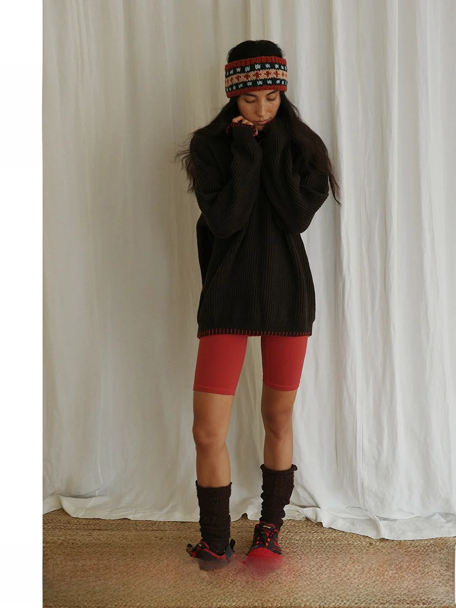 

TiaTia25 Новинка осенне-зимней коллекции: коричнево-красный свитер свободного кроя с контрастными вставками, хлопковый, с воротником-стойкой, для повседневной носки, с длинными рукавами