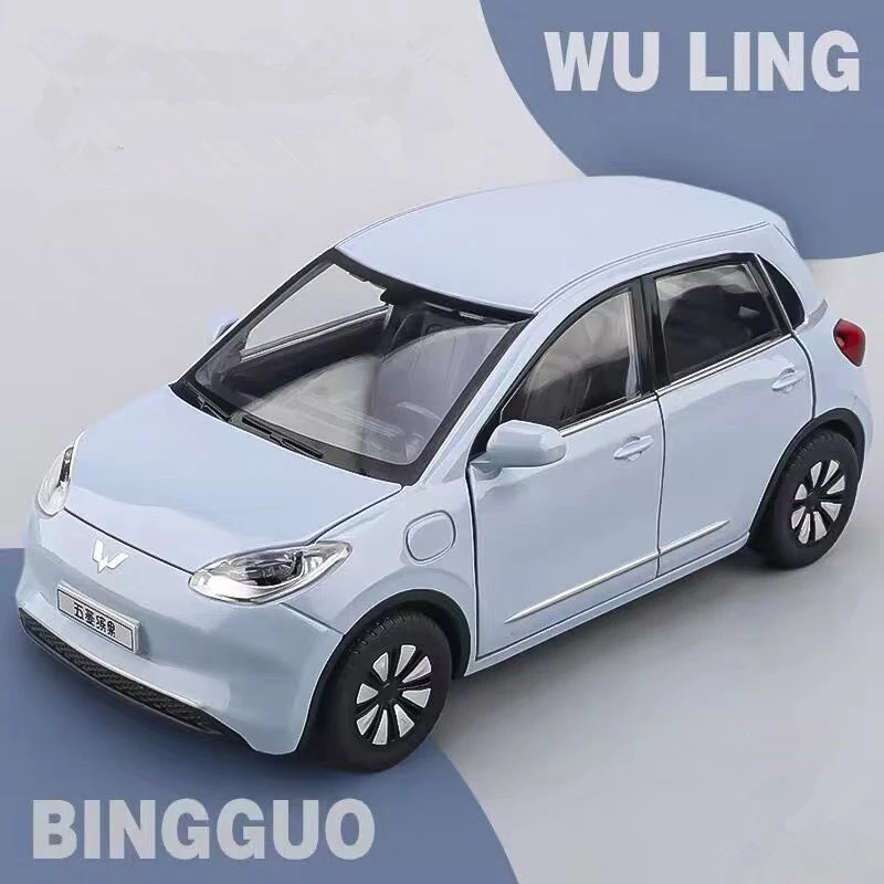 1:24 Wuling BINGO Alloy Mini Car Model Diecast Metal New Energy Car Vehicles Model Simulation Sound and Light Childrens Toy Gift