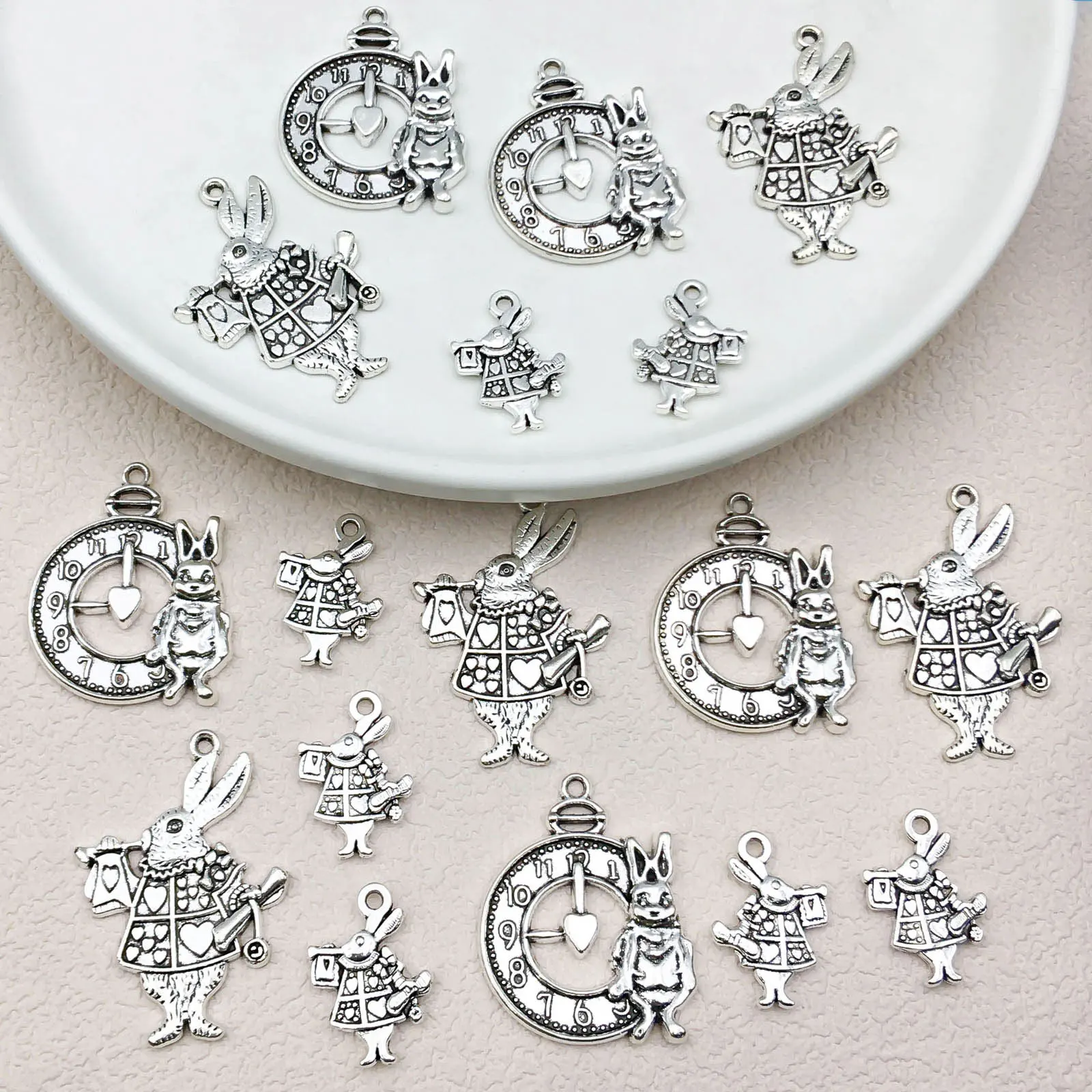 20Pcs Antique Silvery Rabbit Charms Rabbit Clock Pendants For DIY Jewelry Making Handmade Jewelry Accessories Easter Bunny