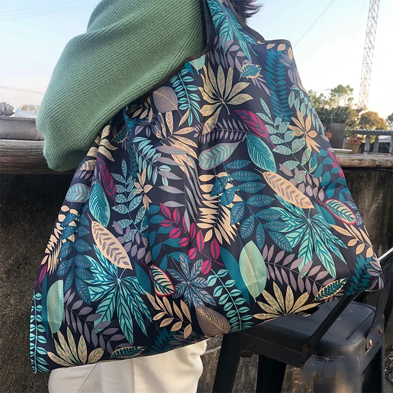 

Large Capacity Foldable Portable Supermarket Environmentally Friendly Shopping Grocery Bag, Waterproof Shoulder Storage Bag