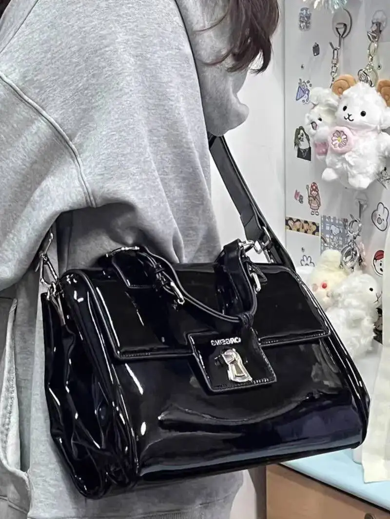 Bloom Vintage Black Handle Messenger Women High Street Pu Leather Y2k Hand Bag Female Retro Large Capacity Handbag Purse