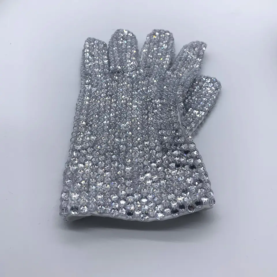 マイケル・ジャクソンのラインストーンコレクション用の手作りシルバー