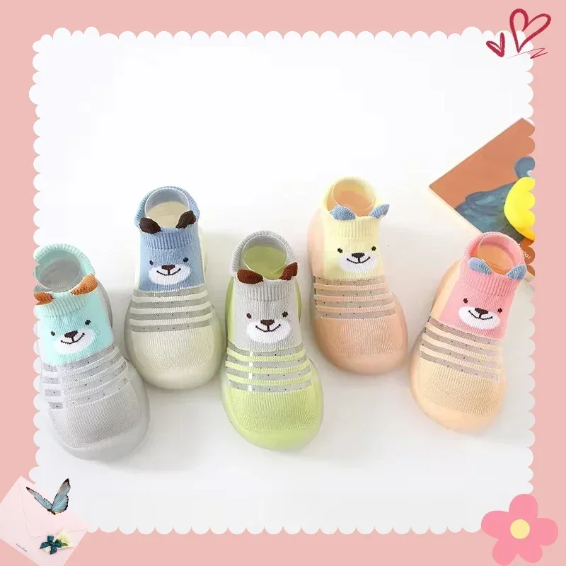 Kaus Kaki Bayi Anti Selip dan Anti Aus Anak-anak Gaya Klasik Sepatu Jalan Bayi Kartun, Kaus Kaki Lantai Sepatu Jaring Bersirkulasi Musim Panas