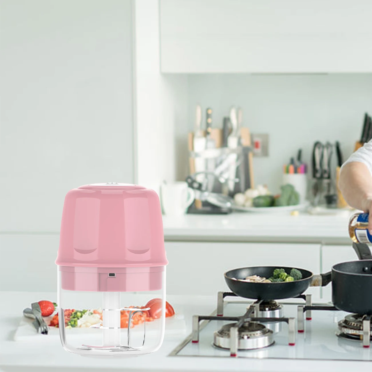 Factory Wholesale Mini Portable Processor USB Rechargeable Low-Noise Garlic Grinder Onion Chopper Meat Foam for Kitchen OEM