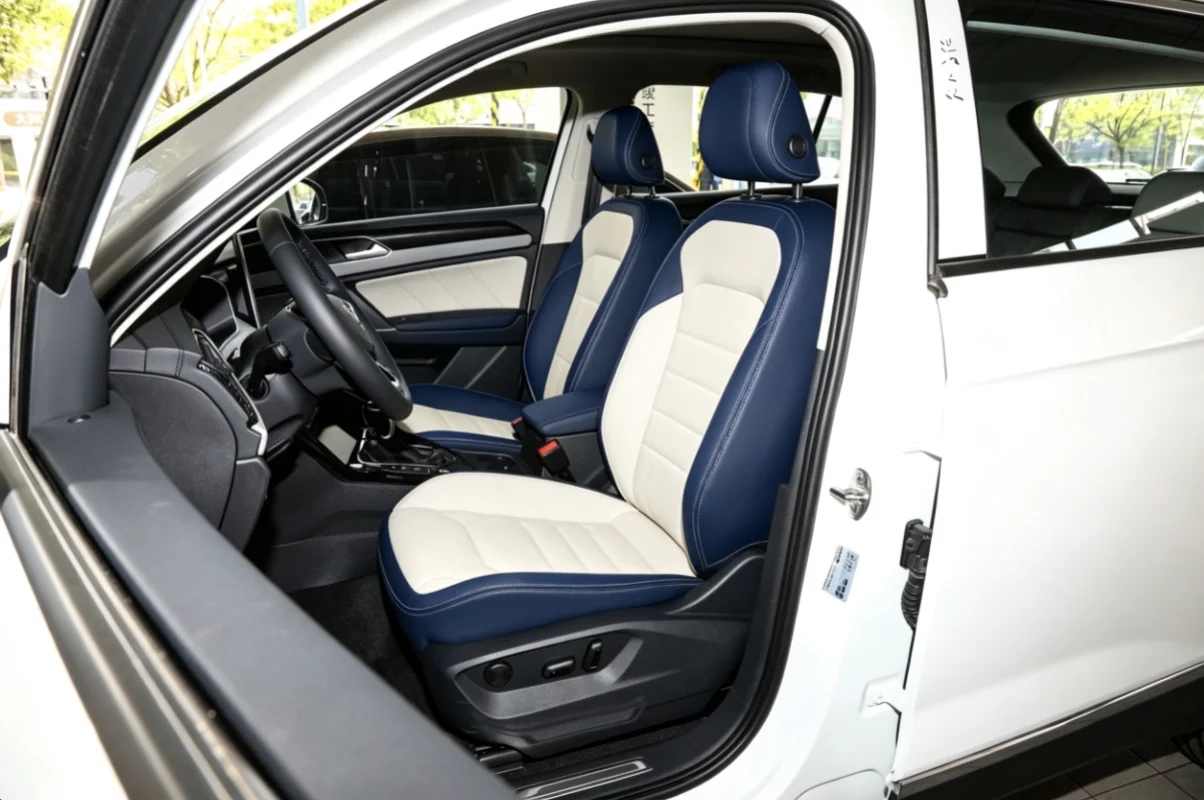 Für Volkswagen Tayron 2020~2023 Maßgefertigte Autositzbezüge Luxuriöses Nappaleder 100% Passgenau Innenraumzubehör 360 ° Vollständige Abdeckung – Detail 5