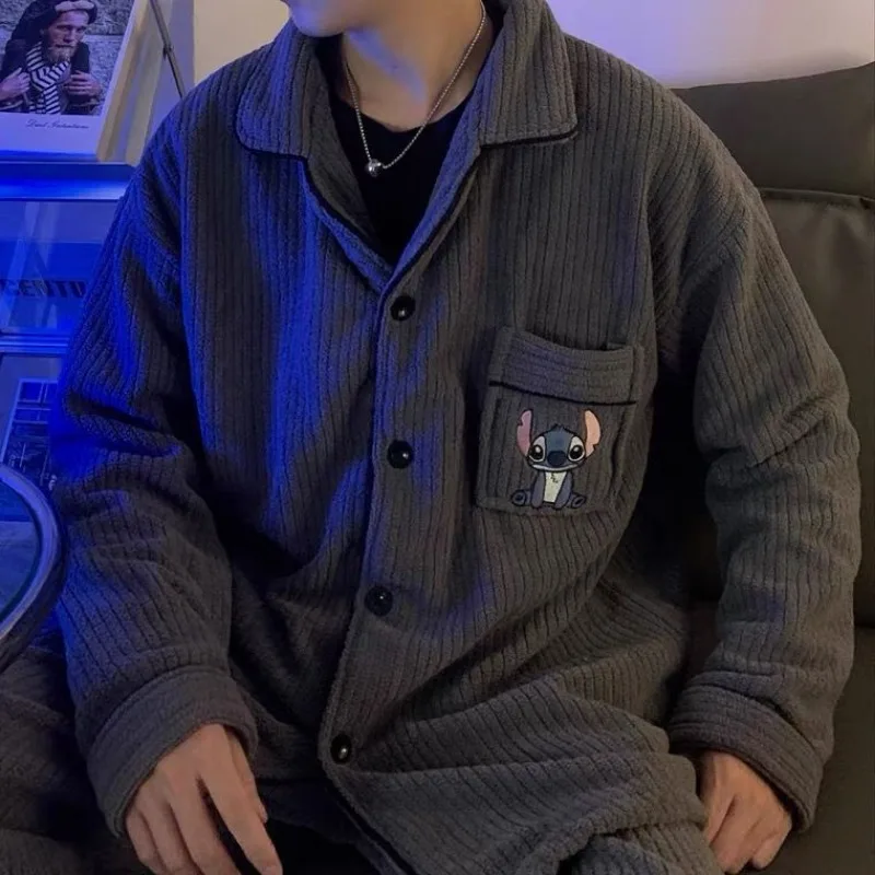 Pyjama en velours de dessin animé Stitch pour femme, ensemble de vêtements de maison étudiant, confortable et mignon, cadeau de vacances, kawaii