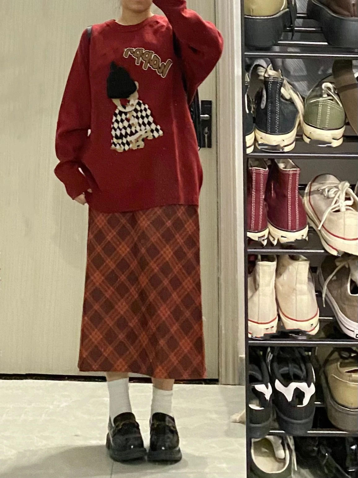 

Красная шерстяная юбка в клетку с высокой талией, А-силуэт, миди, утепленная, в стиле ретро, весенняя, женская, больших размеров, в студенческом стиле, длиной до колена