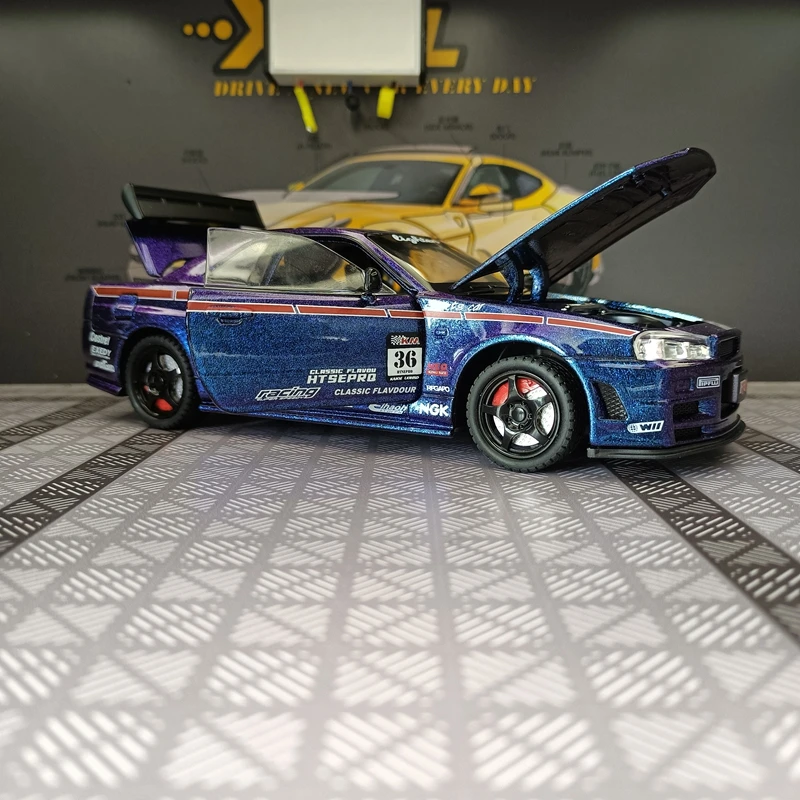 1:24 simulação Nissan GTR-R34 liga modelo de carro supercar, portas e capô do motor, porta-malas pode ser aberto