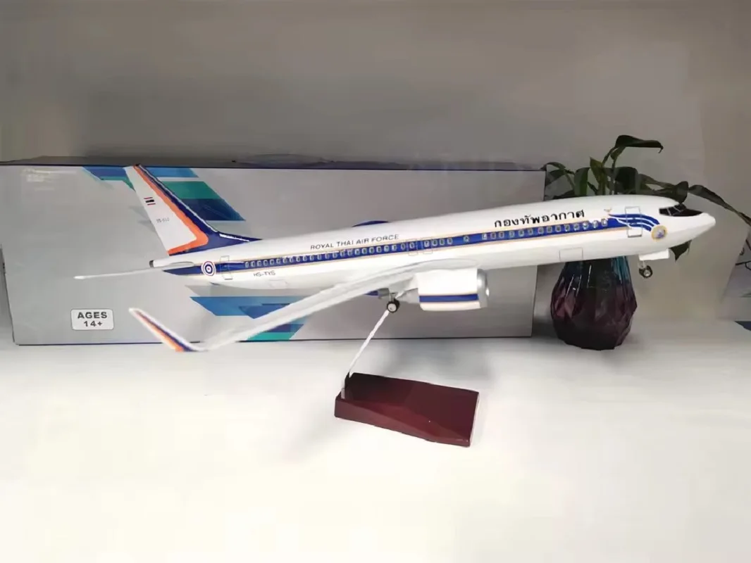 

47CM planes B737 Presidential Thailand Air Force Plane Model Scale Aircraft Resin collectible Die-cast airplane Souvenir Plane